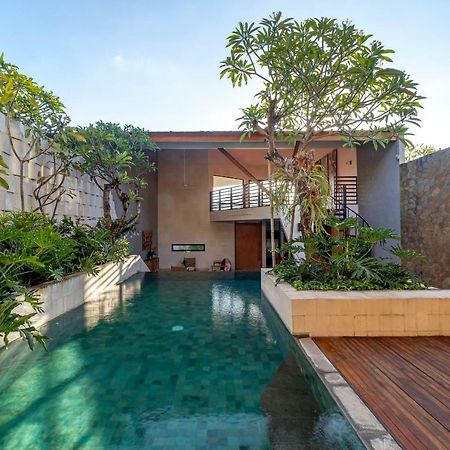 Uma Breeze Villas Umalas Canggu Exterior foto